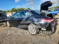 2018 Toyota CAMRY фото
