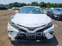 2018 Toyota CAMRY фото