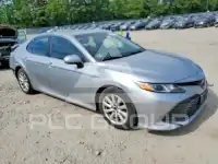 2018 Toyota CAMRY фото