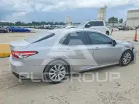 2018 Toyota CAMRY фото