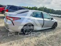 2018 Toyota CAMRY фото