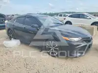 2018 Toyota CAMRY фото