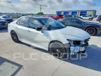 2018 Toyota CAMRY фото