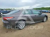 2018 Toyota CAMRY фото