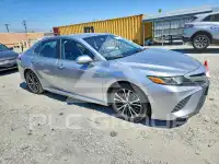 2018 Toyota CAMRY фото