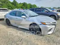 2018 Toyota CAMRY фото