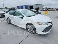 2018 Toyota CAMRY фото
