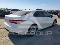 2018 Toyota CAMRY фото