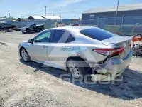 2018 Toyota CAMRY фото