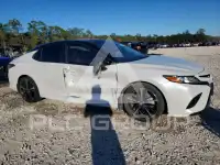 2018 Toyota CAMRY фото