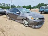 2018 Toyota CAMRY фото