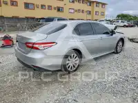 2018 Toyota CAMRY фото