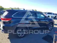 2018 Toyota Highlander photo