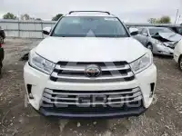 2018 Toyota Highlander photo