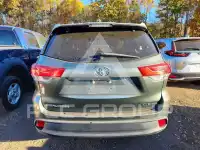 2018 Toyota Highlander фото