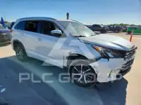 2018 Toyota Highlander фото