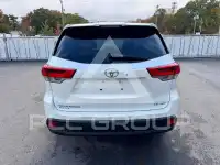 2018 Toyota Highlander фото