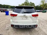 2018 Toyota Highlander фото