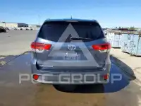 2018 Toyota Highlander photo
