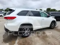 2018 Toyota Highlander photo