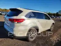 2018 Toyota Highlander фото