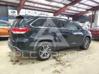 2018 Toyota Highlander фото
