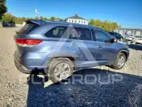2018 Toyota Highlander photo