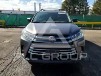 2018 Toyota Highlander photo