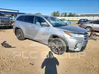2018 Toyota Highlander фото