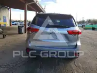 2018 Toyota Highlander фото