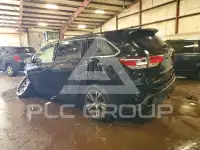 2018 Toyota Highlander photo