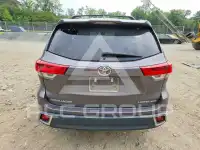2018 Toyota Highlander фото