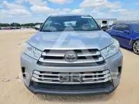 2018 Toyota Highlander photo
