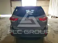 2018 Toyota Highlander photo