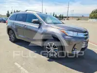 2018 Toyota Highlander photo
