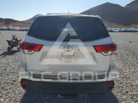 2018 Toyota Highlander фото