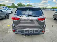2018 Toyota Highlander фото