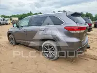 2018 Toyota Highlander фото