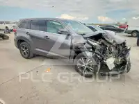 2018 Toyota Highlander фото