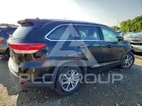 2018 Toyota Highlander photo