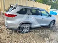 2018 Toyota Highlander фото