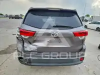 2018 Toyota Highlander фото
