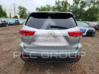 2018 Toyota Highlander фото