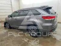 2018 Toyota Highlander photo
