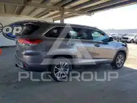 2018 Toyota Highlander фото