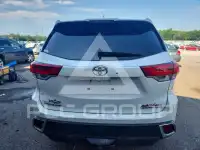 2018 Toyota Highlander фото