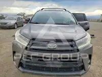 2018 Toyota Highlander фото