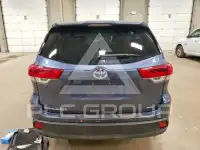 2018 Toyota Highlander фото