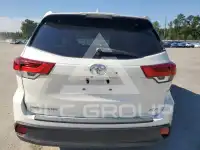 2018 Toyota Highlander фото