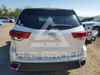 2018 Toyota Highlander фото